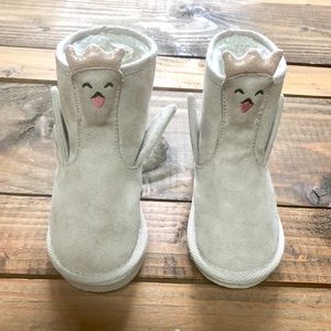 Old Navy Toddler Swan Suede Boots